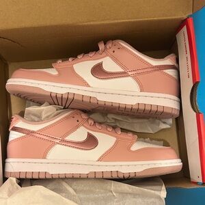 New Nike Dunk Low GS pink glaze-white